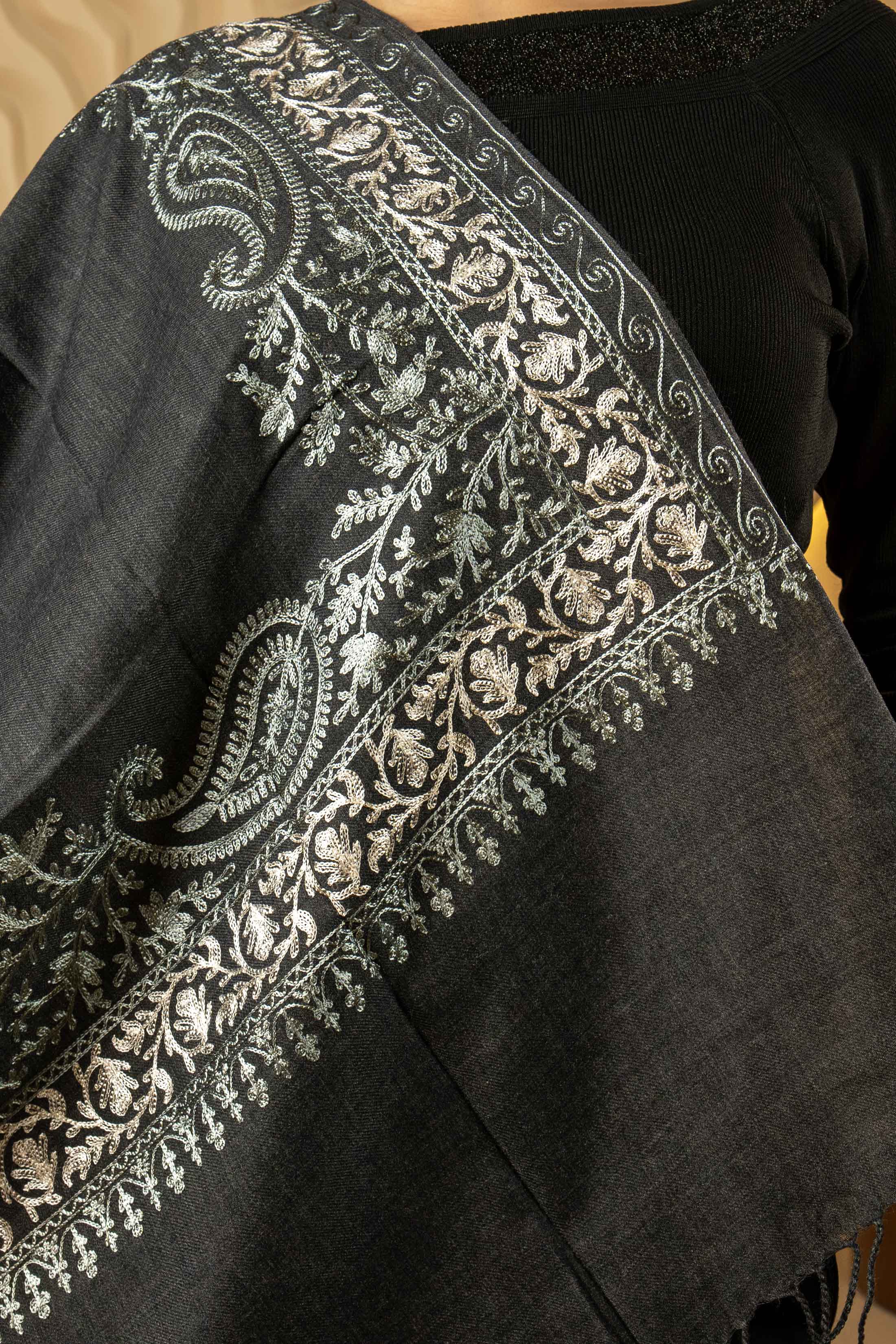 Aari Embroidered Dark Grey Poly Wool Stole For Women